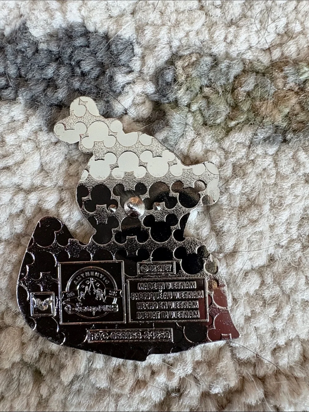 🦆 Ducks of Disney (Goofey) - official Disney Parks trading pin (brand new!)